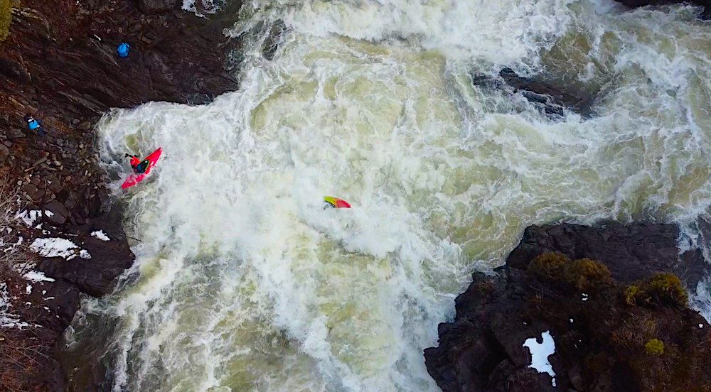 Sweet aerial shot of a proper beater followed by a long swim on the Chutes de Plaisance on the Gatineau in Quebec (Canada) Paddlers: Étienne Béland, Chuck Nomade Drone Shoot : Maxime Chartrand, Étienne Béland